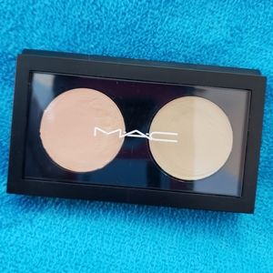 MAC Studio Finish Correctors - Blonde Ash/Lt Peach